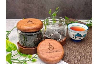 Tea Containers with Wood Lids