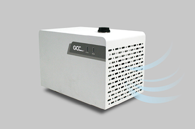 E200 desktop laser engraver comes with a standard water chiller to ensure machine efficiency.