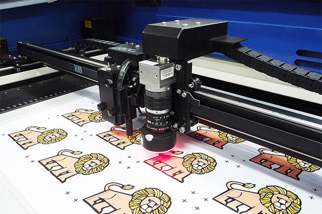 How does a laser engraving machine work? | laser engraving machine