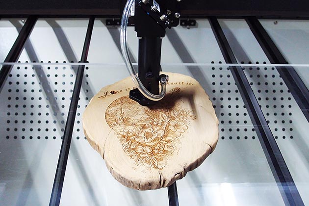 Laser Cutter vs. Laser Engraver: What's the Difference? | GCC LaserPro
