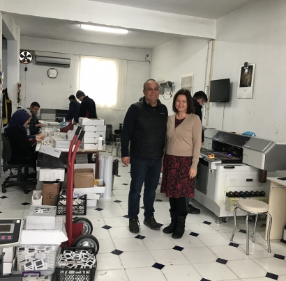 Kare Tasarim 使用 GCC JF-240UV 平板噴繪機促進業務發展