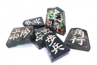 透過內部雷射切割和玻璃原型製作加快交貨時間！